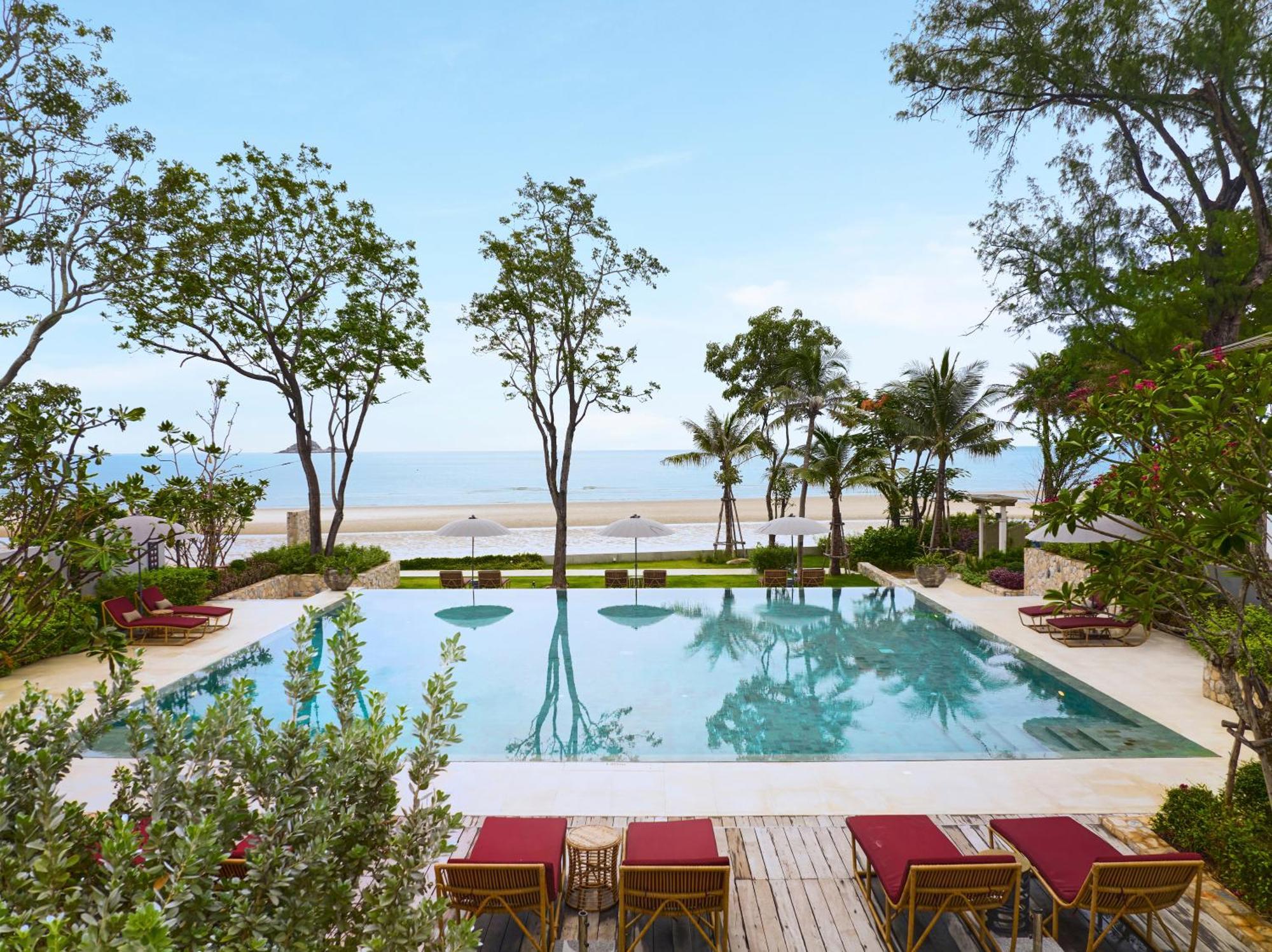 Charras Bhawan Hotel And Residences Hua Hin Luaran gambar