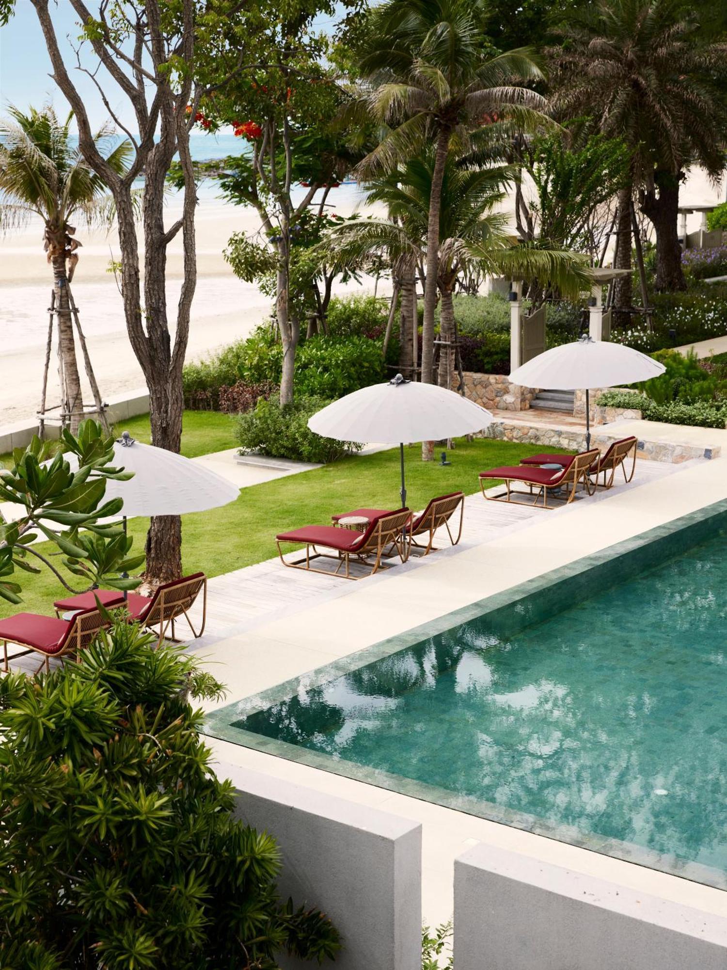 Charras Bhawan Hotel And Residences Hua Hin Luaran gambar